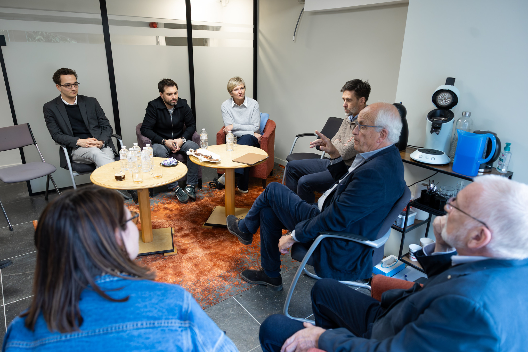 Georges-Louis Bouchez et Florence Reuter en visite aux Petits Sapins : « Investir dans l’enfance, c’est préparer l’avenir »