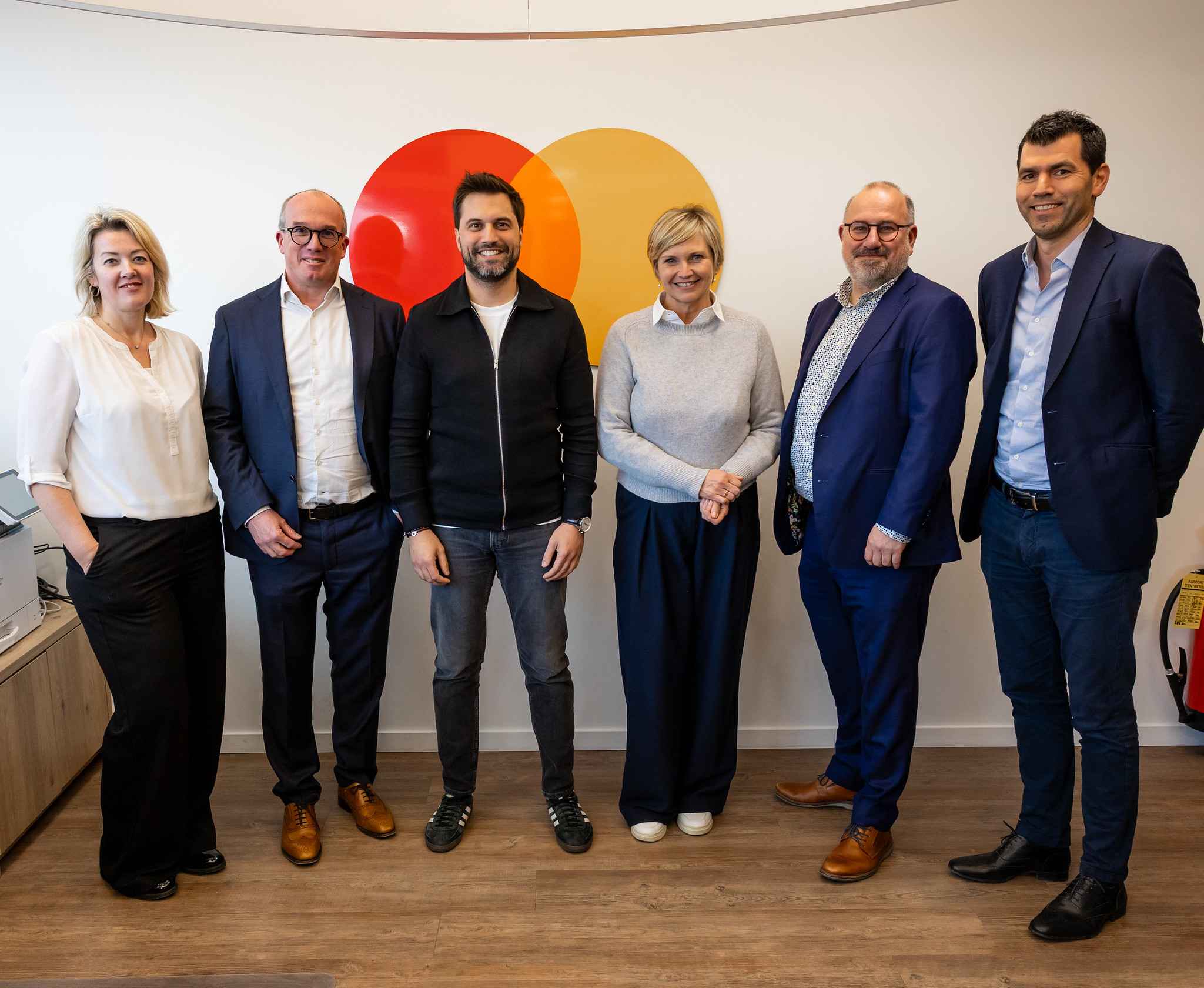 Georges-Louis Bouchez et Florence Reuter en visite chez Mastercard Europe : « La cybersécurité et l’innovation, atouts stratégiques pour la Belgique »